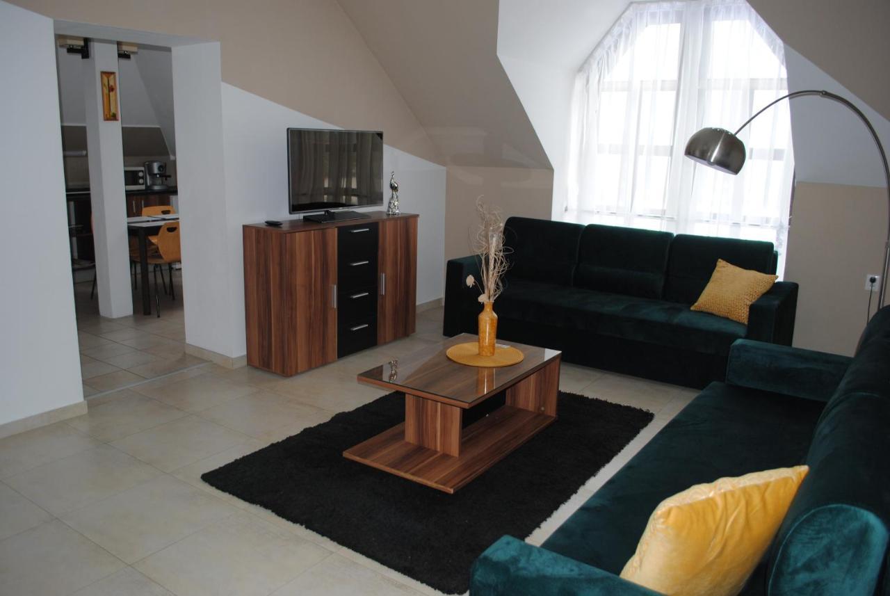 Dog Friendly Dom, Apartamenty Wichrowe Wzgorza Z Basenem Brenna Ustron Exterior photo